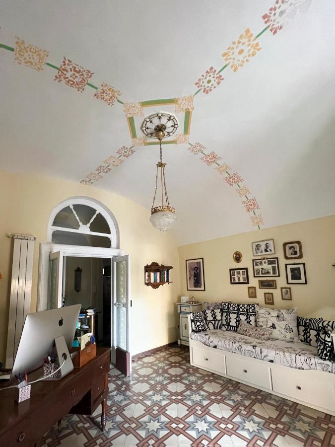 B&B Palazzo Lombardi 卢切拉 外观 照片